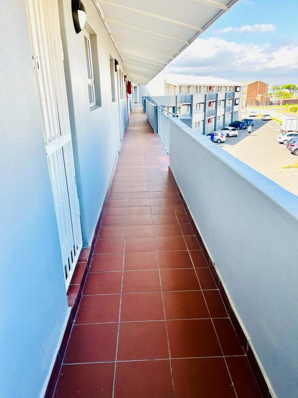 2 Bedroom Property for Sale in Thornton Western Cape